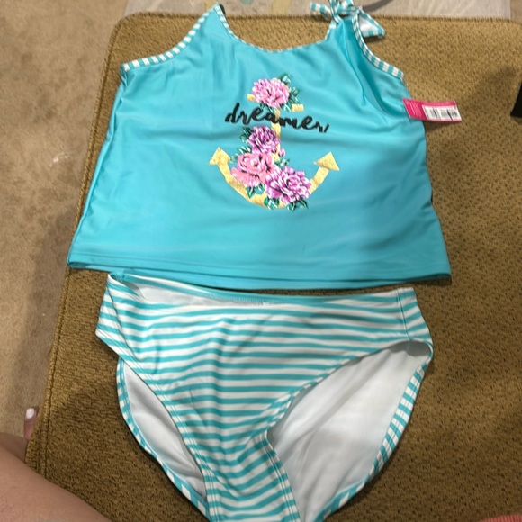 NWT Xhilaration 2 piece swimsuit - Picture 1 of 3